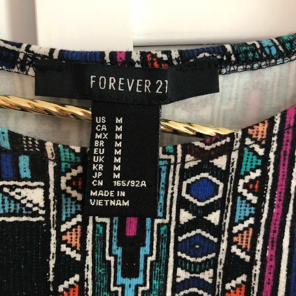 NWOT Aztec Print Crop Top - Picture 4 of 4